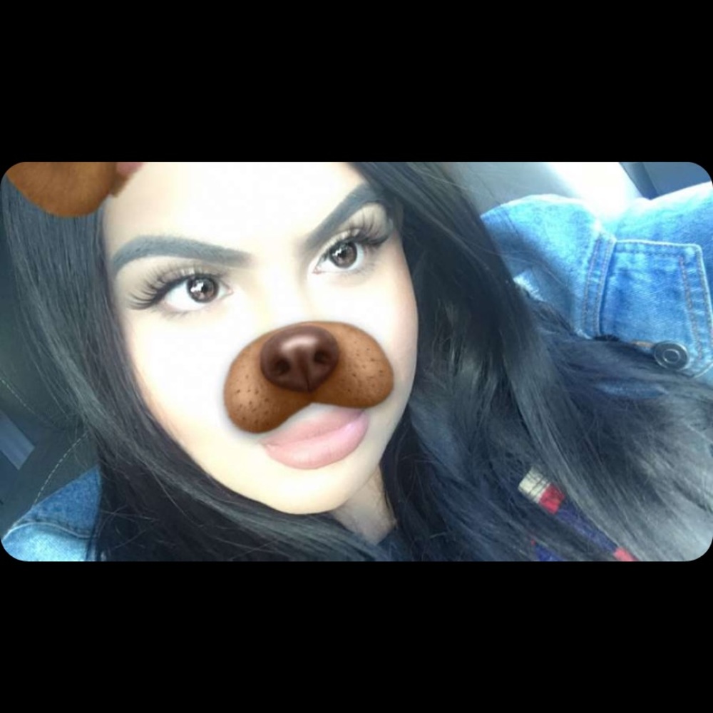 Meet your Posher, Justine